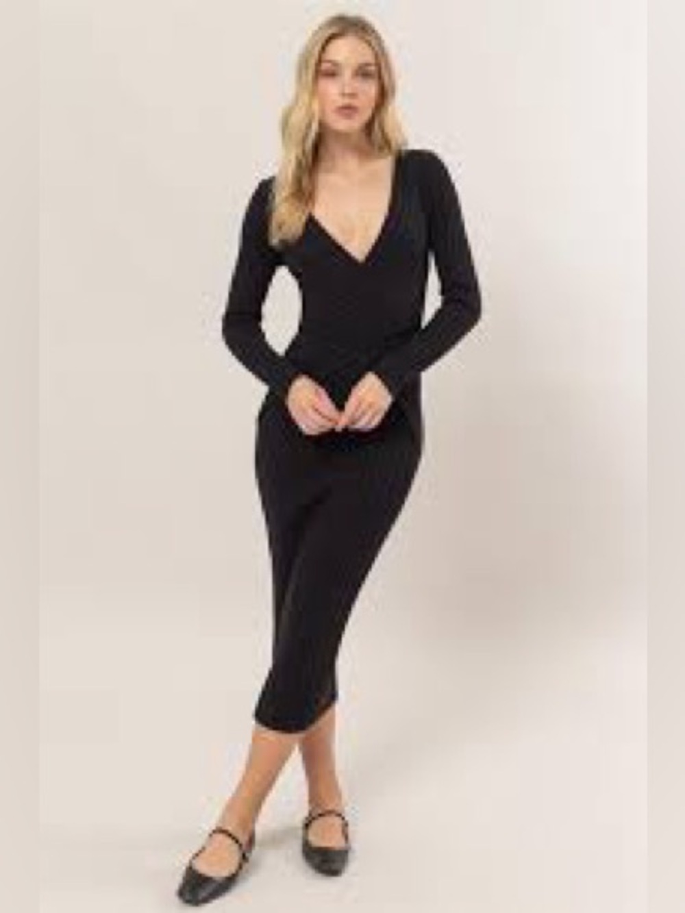 Vici Black MY SWEET TIME
V-NECK MIDI Sweater Dress N259-29